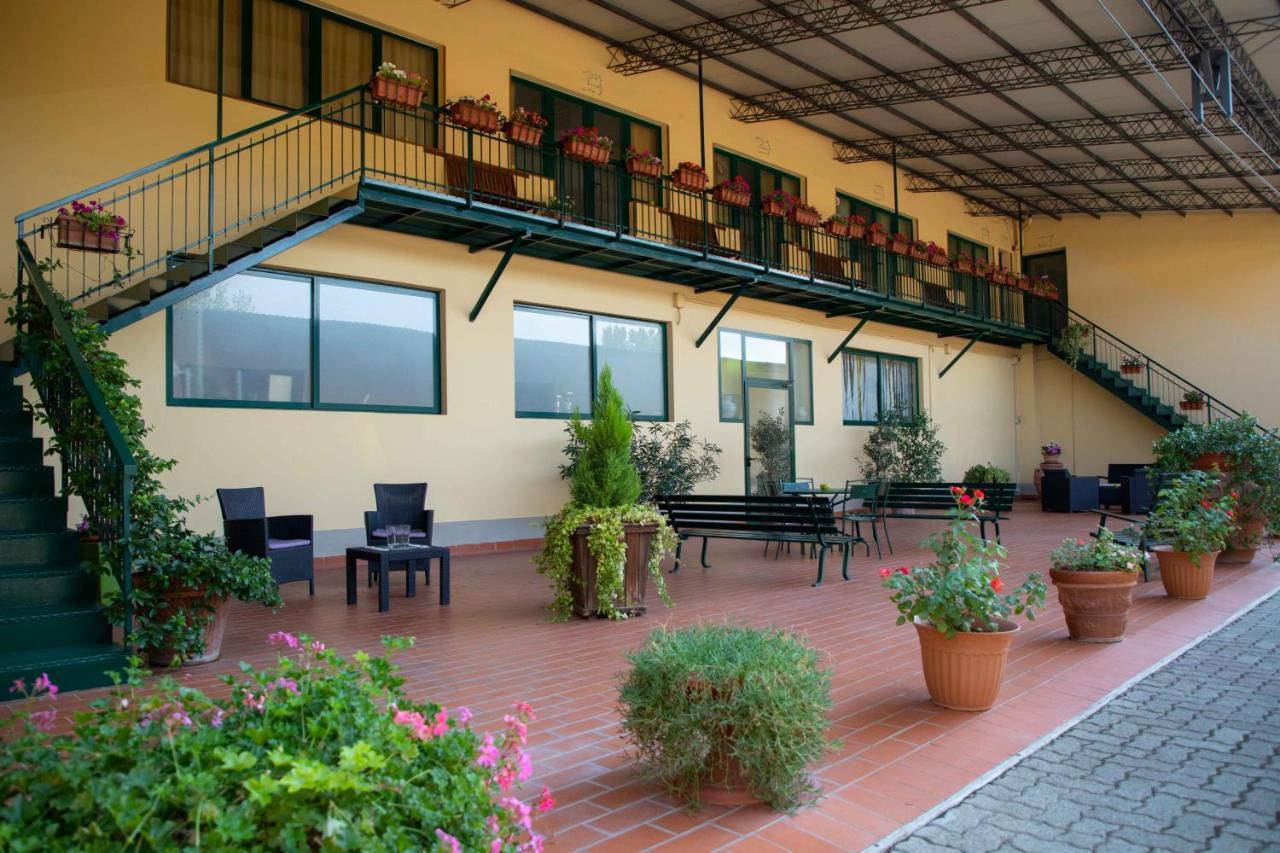 Al Frantoio Maddii Levane Bed And Breakfast Екстер'єр фото